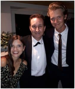 Andy Field performs close up magic for a couple at a wedding in Cheltenham