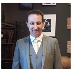 Oxford party magician Andy Field